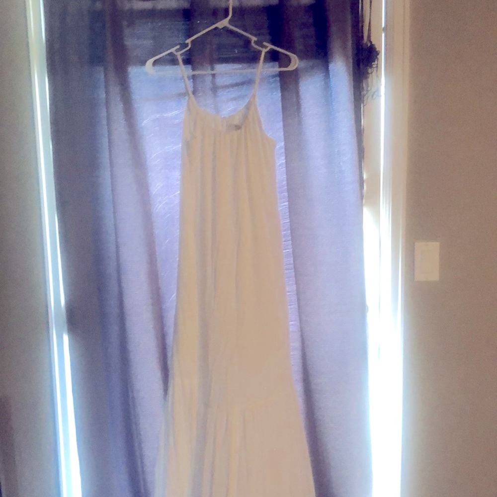 White maxi dress, never worn